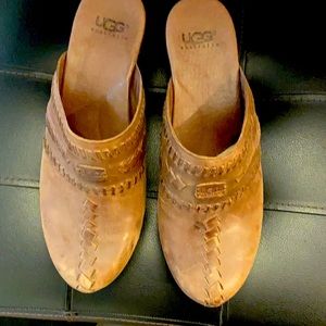 UGG clogs